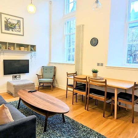 Luxury Apartment In Edinburgh City Center ภายนอก รูปภาพ