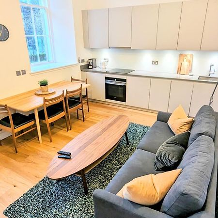 Luxury Apartment In Edinburgh City Center ภายนอก รูปภาพ